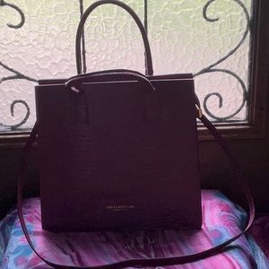 Viola Castellani purple lizard embossed leather bag. Handles and shoulder strap